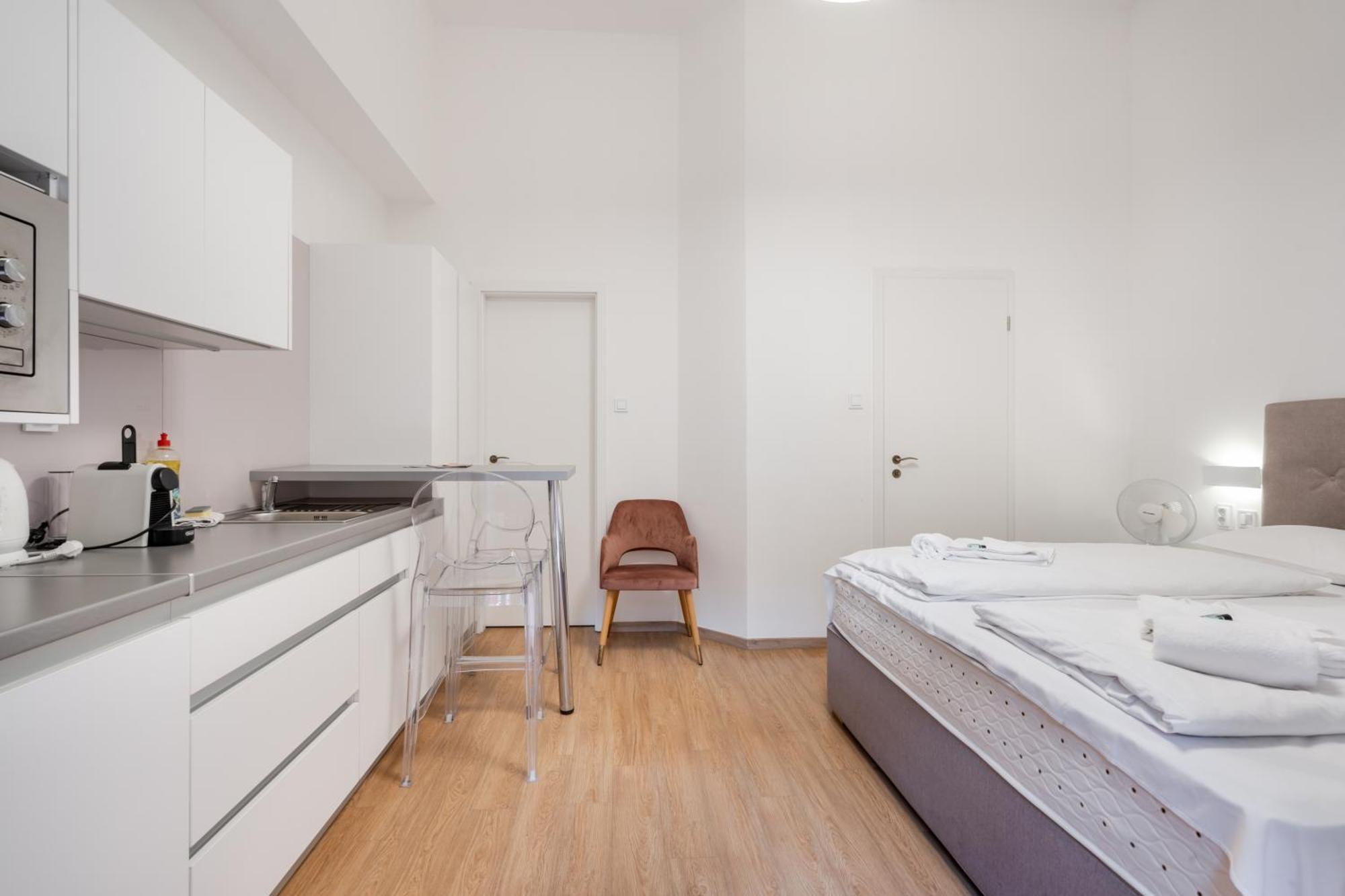 Tcb Regi Apartment Budapest Bilik gambar