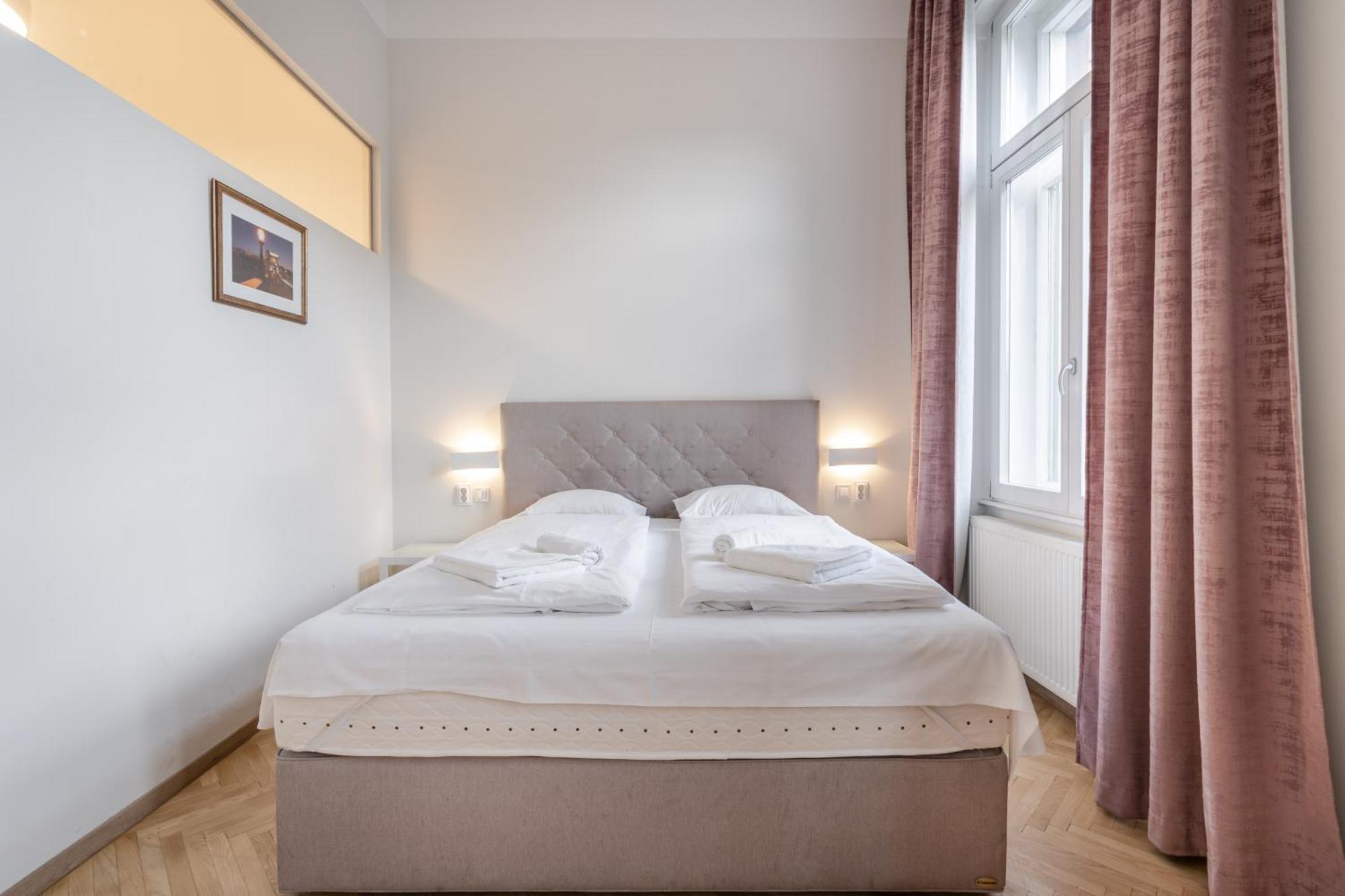 Tcb Regi Apartment Budapest Bilik gambar