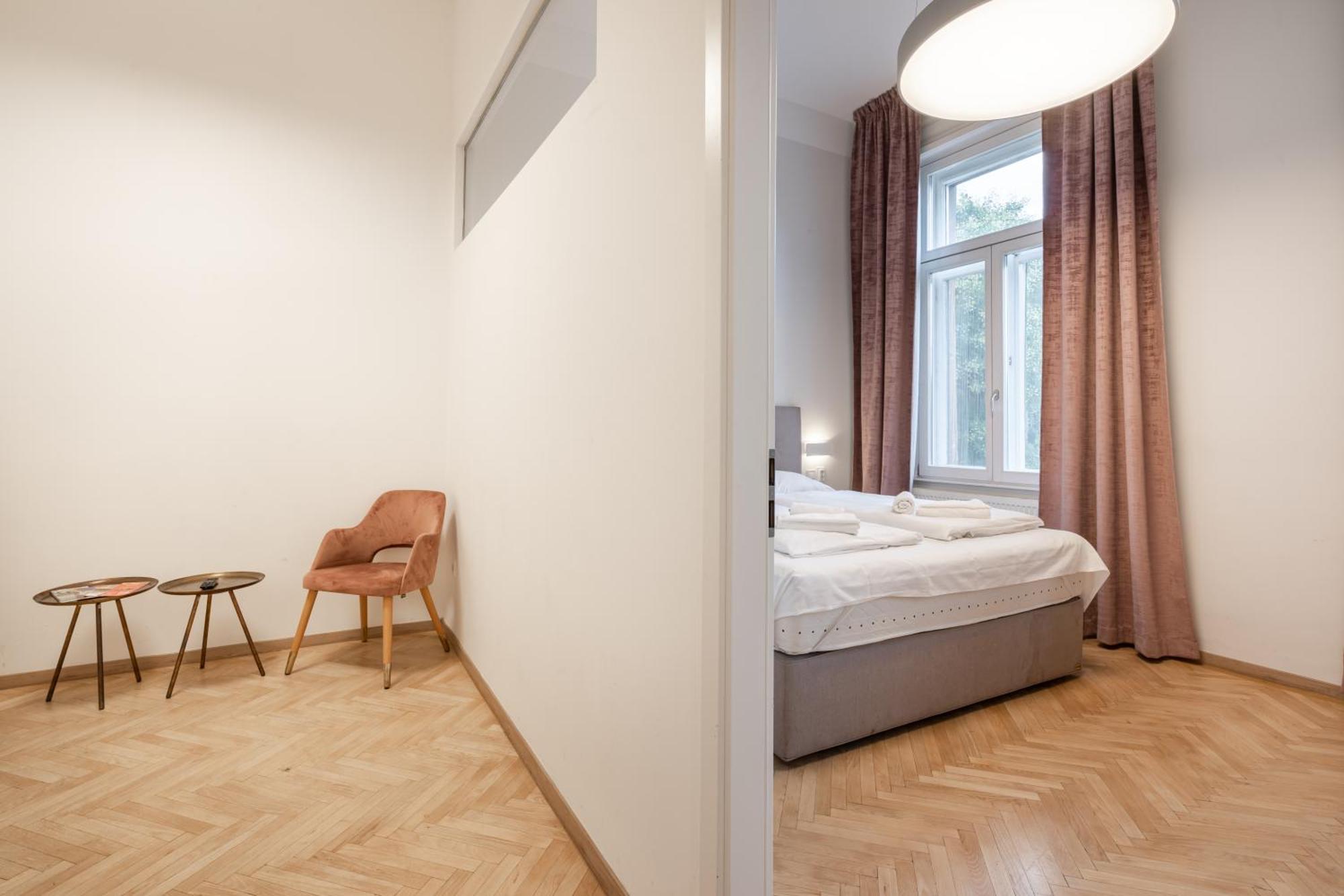 Tcb Regi Apartment Budapest Bilik gambar